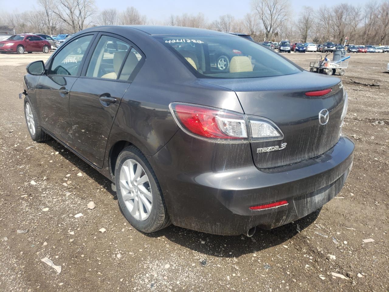 Photo 3 from auction – 2012 MAZDA 3 I with VIN JM1BL1W78C1579246