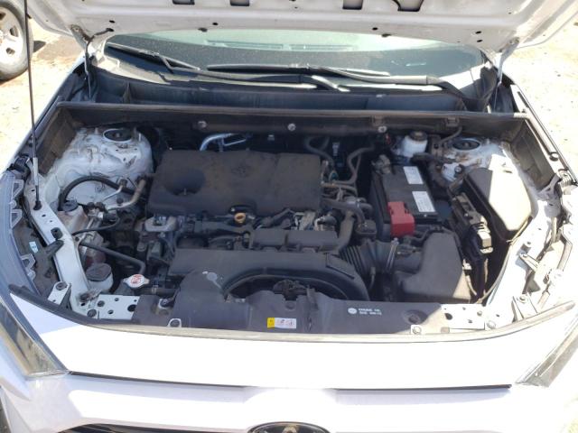 Photo 7 from auction – 2019 TOYOTA RAV4 LE with VIN 2T3F1RFV7KW015074
