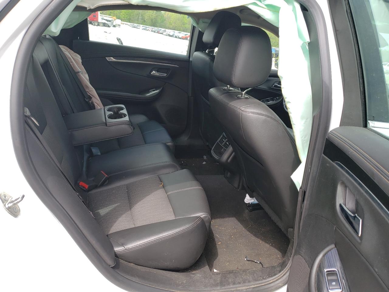 Photo 6 from auction – 2018 CHEVROLET IMPALA LT with VIN 2G1105S33J9131075