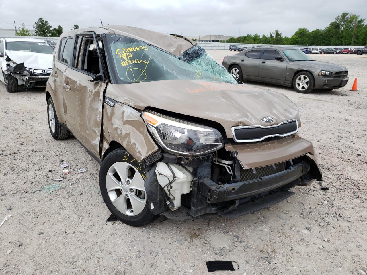 Photo 11 from auction – 2015 KIA SOUL with VIN KNDJN2A21F7235296