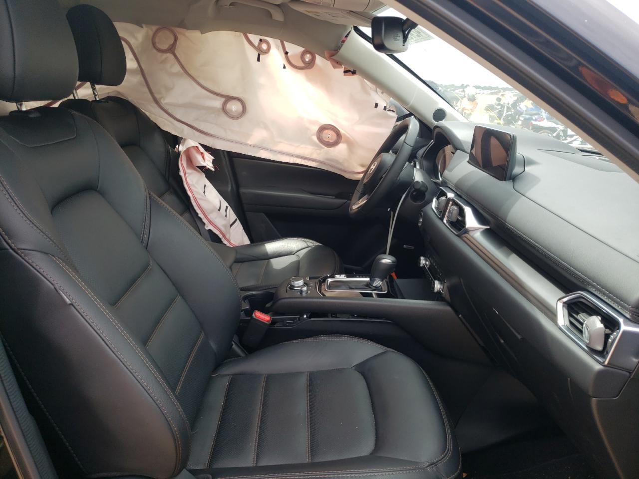 Photo 5 from auction – 2021 MAZDA CX-5 TOURI with VIN JM3KFACM5M0405408