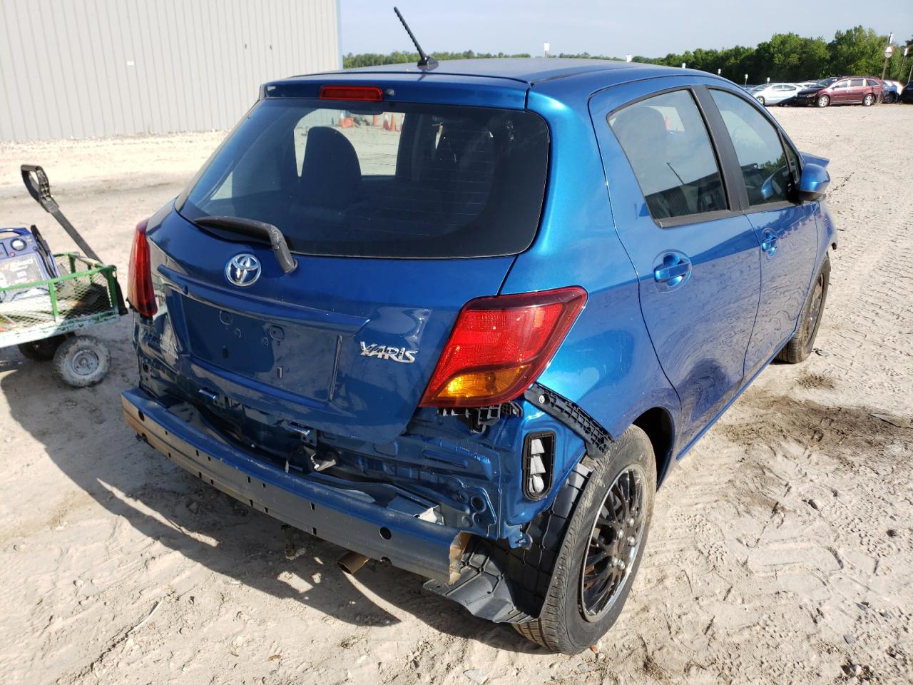 Photo 4 from auction – 2015 TOYOTA YARIS with VIN VNKKTUD38FA024598
