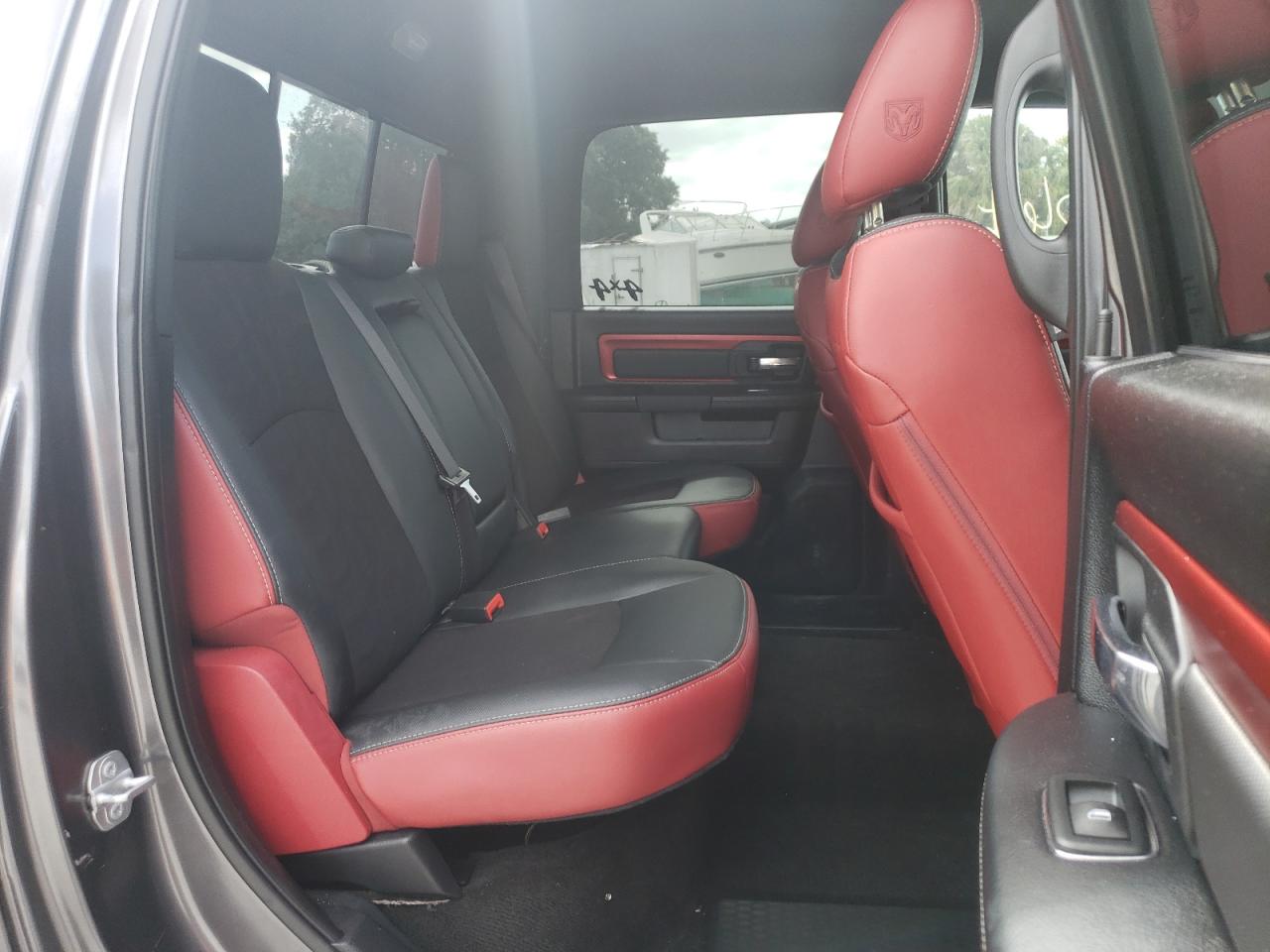 Photo 6 from auction – 2016 RAM 1500 REBEL with VIN 1C6RR7YT5GS351917