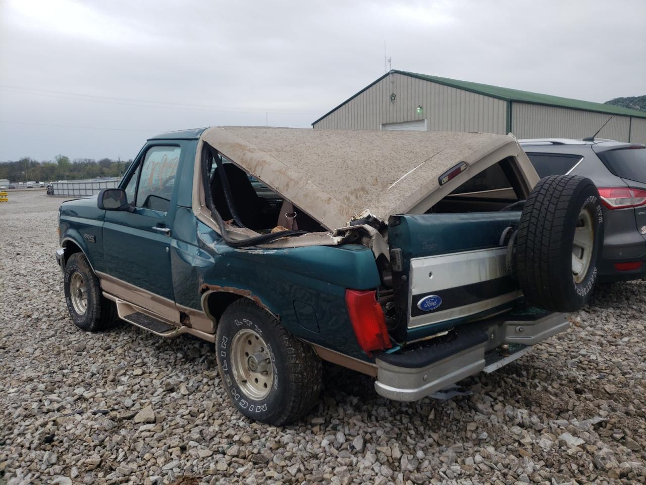 Photo 3 from auction – 1996 FORD BRONCO U10 with VIN 1FMEU15H0TLC05945