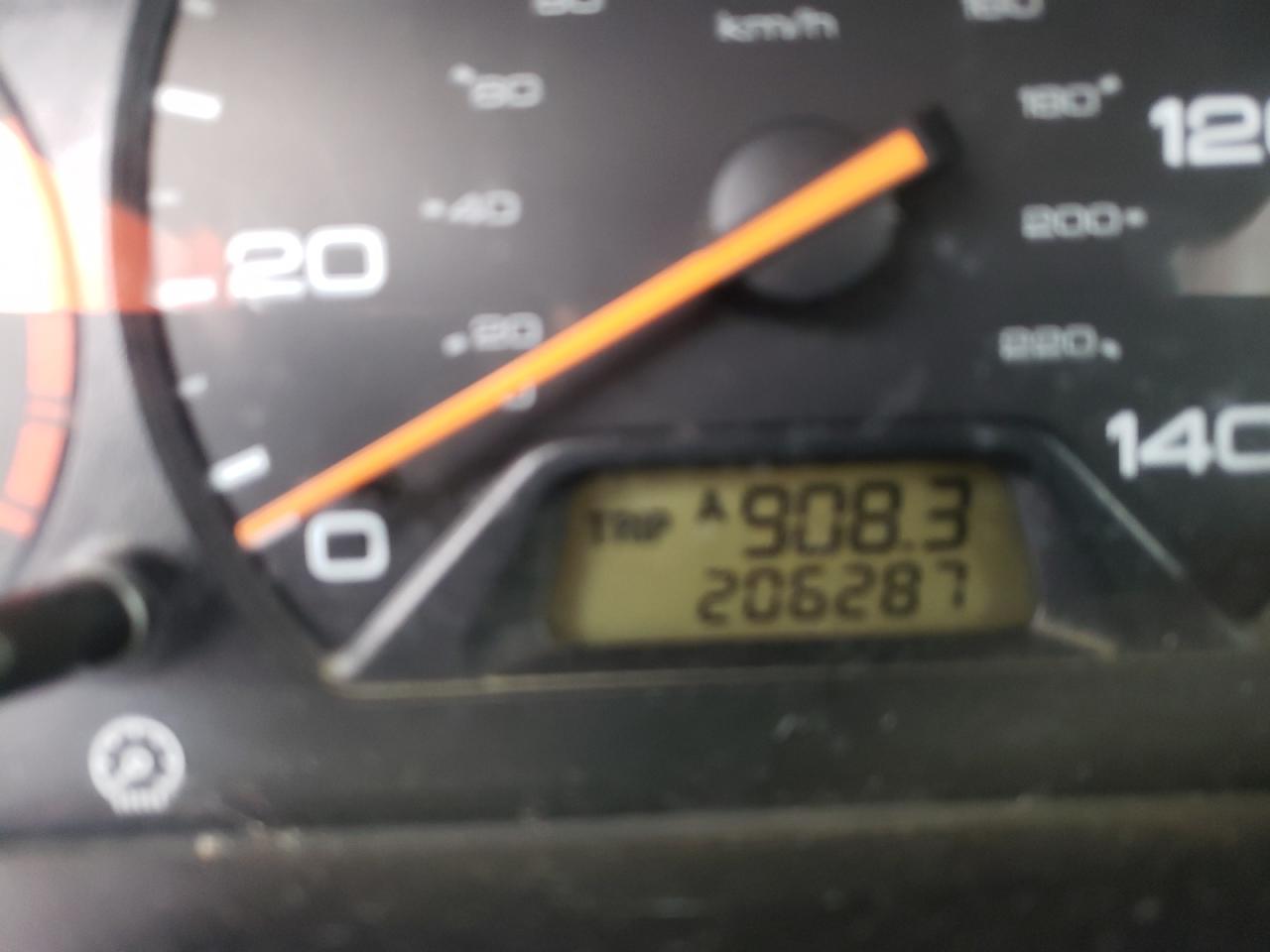 Photo 8 from auction – 2002 HONDA ODYSSEY EX with VIN 5FNRL18032B022541