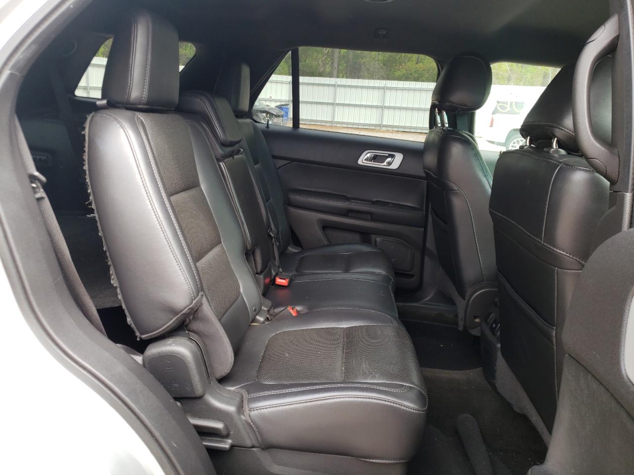 Photo 6 from auction – 2012 FORD EXPLORER L with VIN 1FMHK8F88CGA68319