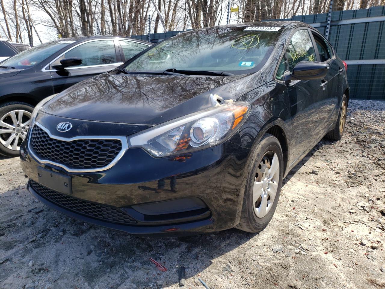 Photo 2 from auction – 2014 KIA FORTE LX with VIN KNAFK4A6XE5064665