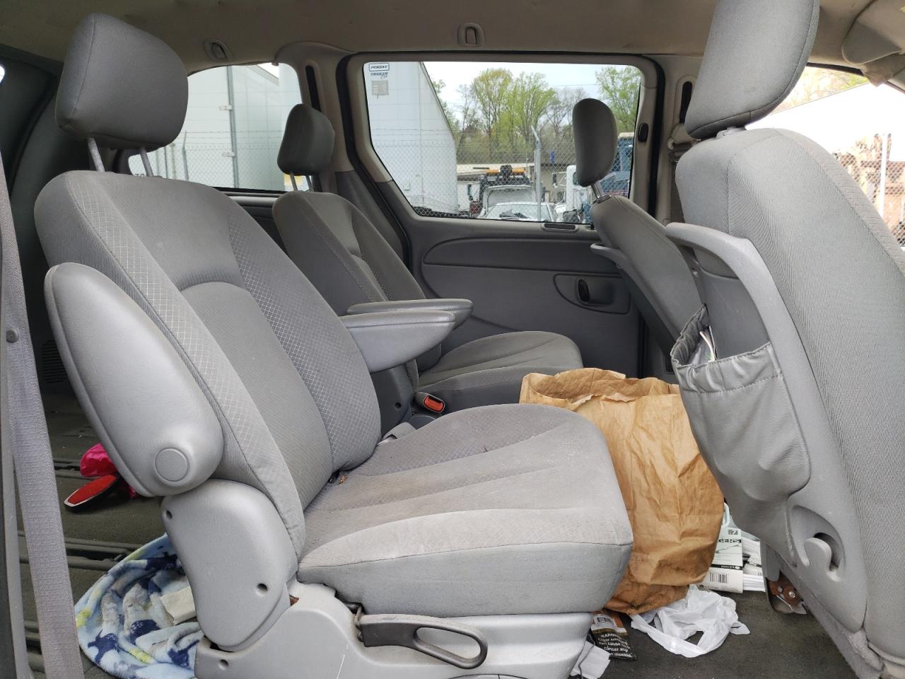 Photo 6 from auction – 2007 DODGE CARAVAN SX with VIN 1D4GP45R27B229516