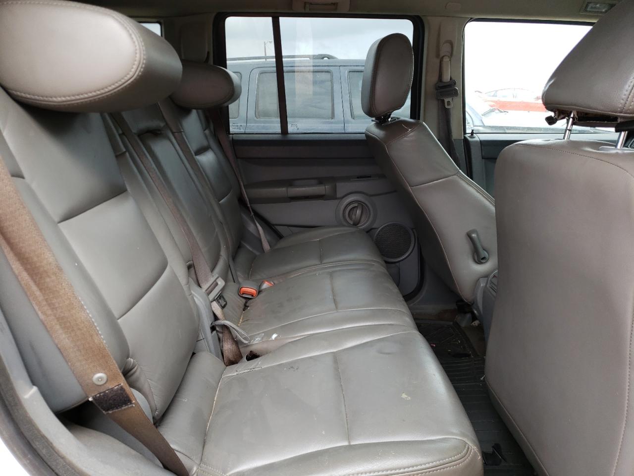 Photo 6 from auction – 2006 JEEP COMMANDER with VIN 1J8HG48N96C247197