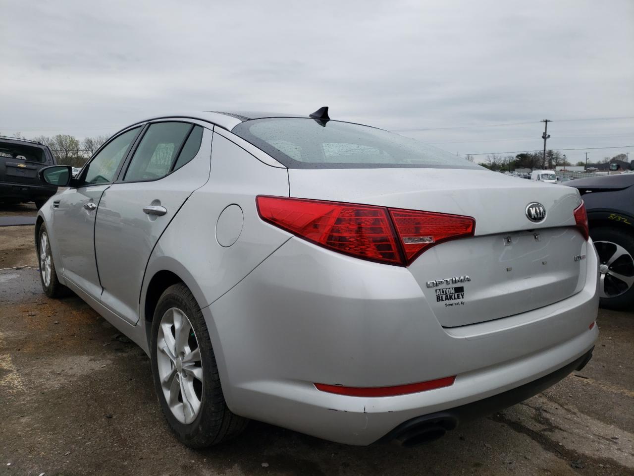 Photo 3 from auction – 2013 KIA OPTIMA EX with VIN 5XXGN4A75DG118035