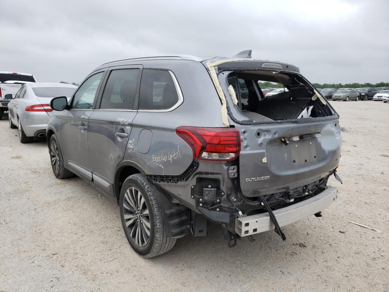 Photo 3 from auction – 2020 MITSUBISHI OUTLANDER with VIN JA4AD3A35LJ001270