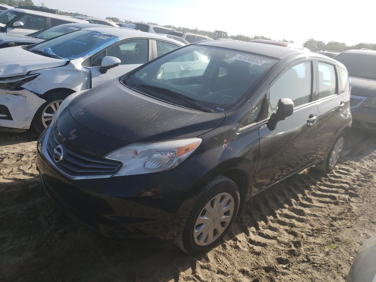 Photo 2 from auction – 2015 NISSAN VERSA NOTE with VIN 3N1CE2CP6FL444078