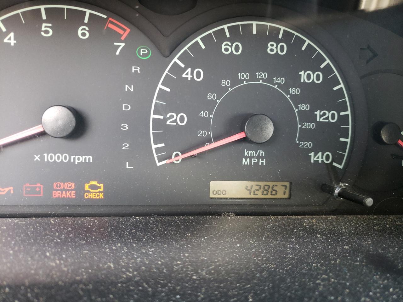 Photo 8 from auction – 2003 HYUNDAI ELANTRA GL with VIN KMHDN45D53U653759