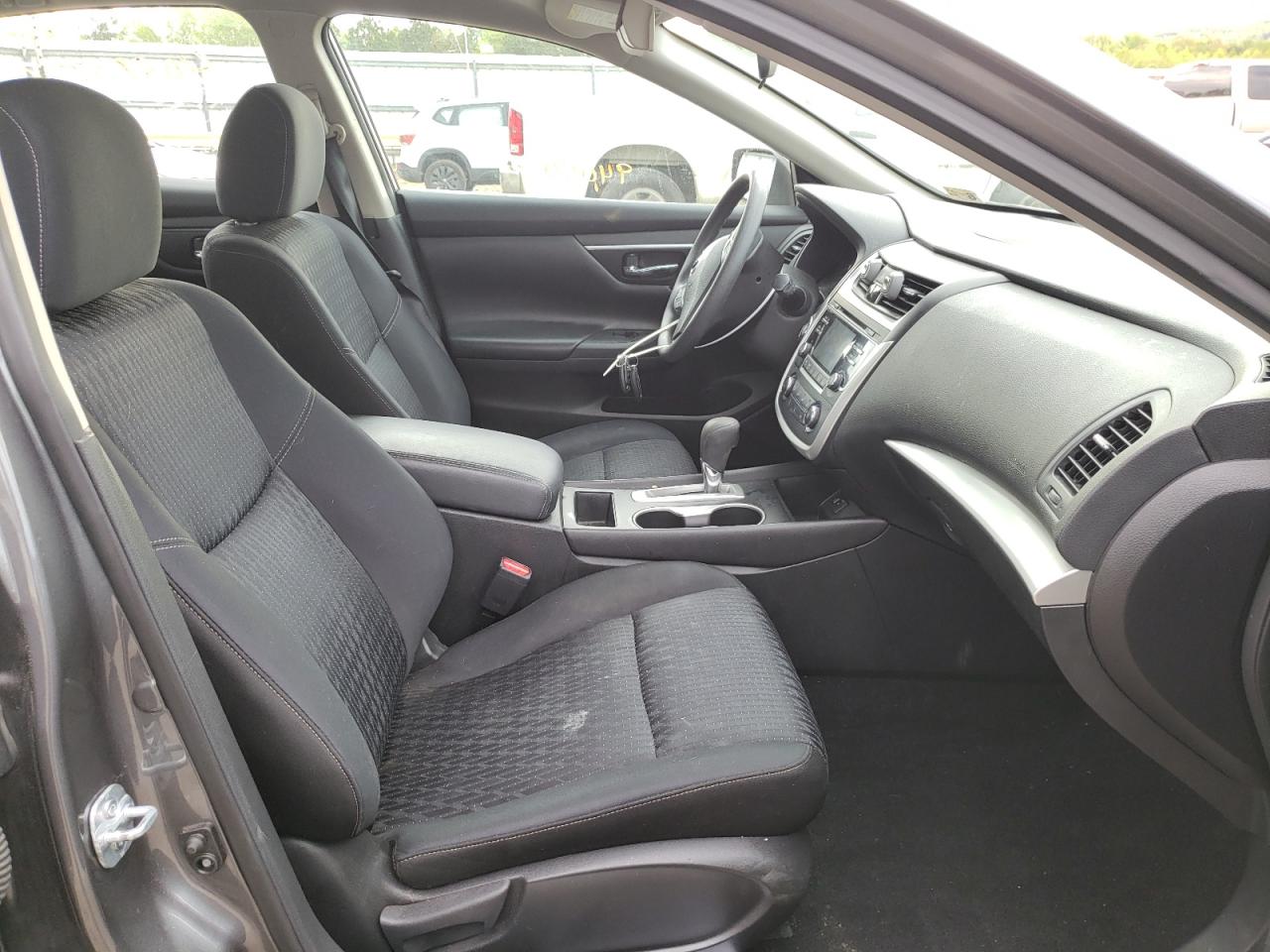 Photo 5 from auction – 2016 NISSAN ALTIMA 2.5 with VIN 1N4AL3AP5GN360473