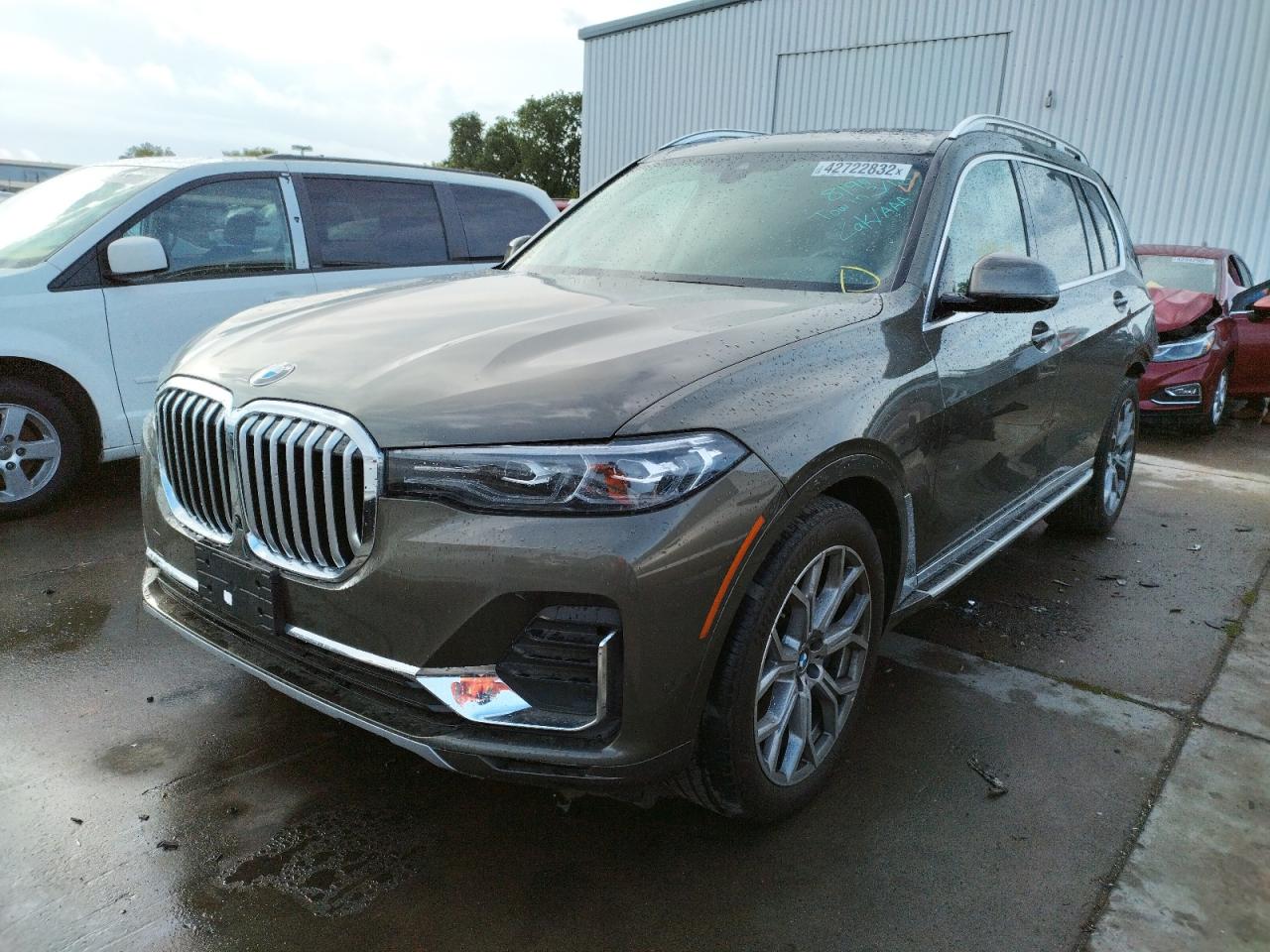 Photo 2 from auction – 2020 BMW X7 XDRIVE4 with VIN 5UXCW2C02L9C27677