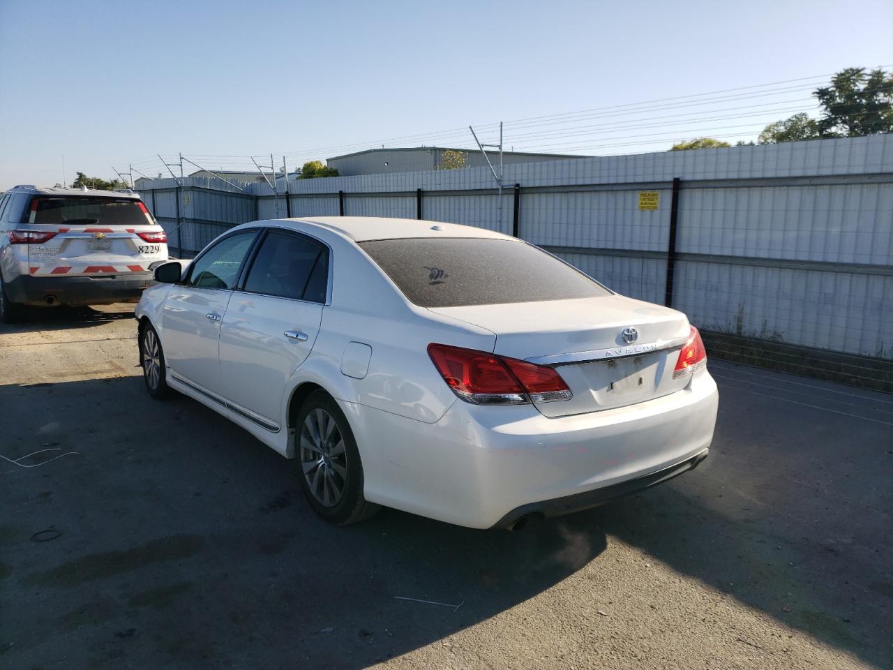 Photo 3 from auction – 2012 TOYOTA AVALON BAS with VIN 4T1BK3DB3CU451965