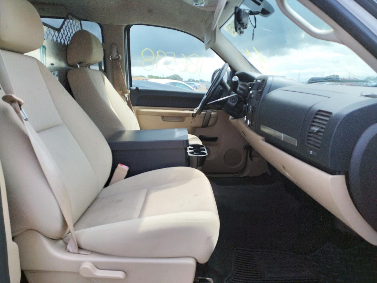 Photo 5 from auction – 2011 CHEVROLET SILVERADO with VIN 3GCUKUEJ7BG194500