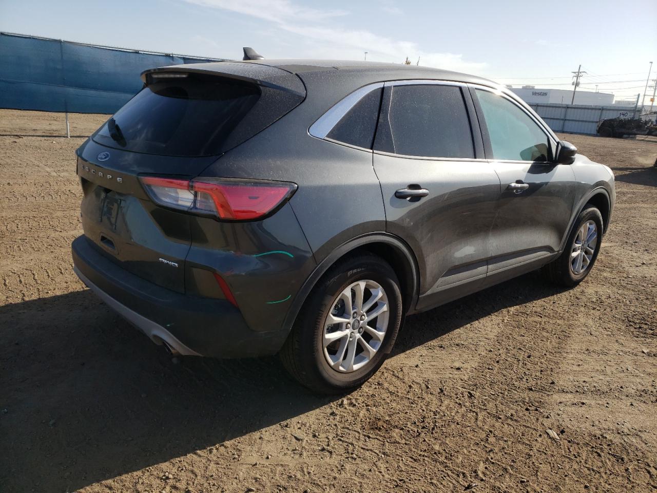 Photo 4 from auction – 2020 FORD ESCAPE SE with VIN 1FMCU9G66LUC75333