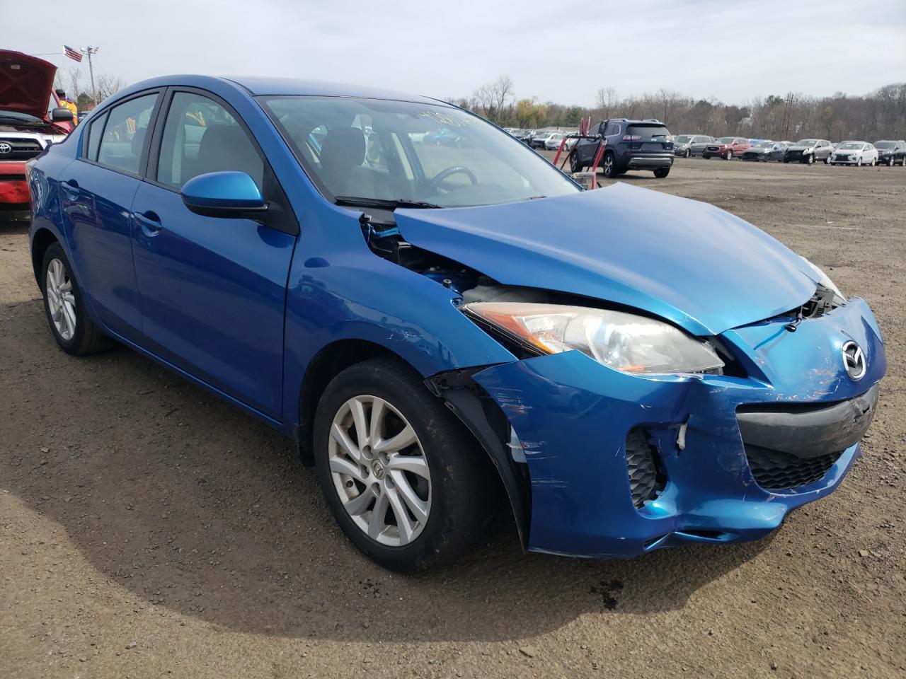 MAZDA 3 I 2012 with VIN JM1BL1V81C1524681 - Photo from auction