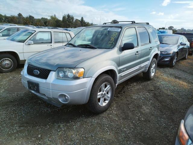 Photo 2 from auction – 2005 FORD ESCAPE HEV with VIN 1FMCU95H05KE01365