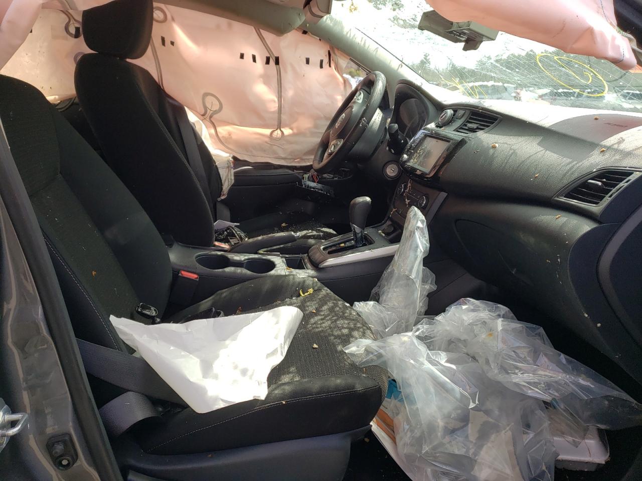 Photo 5 from auction – 2019 NISSAN SENTRA S with VIN 3N1AB7AP1KY360697