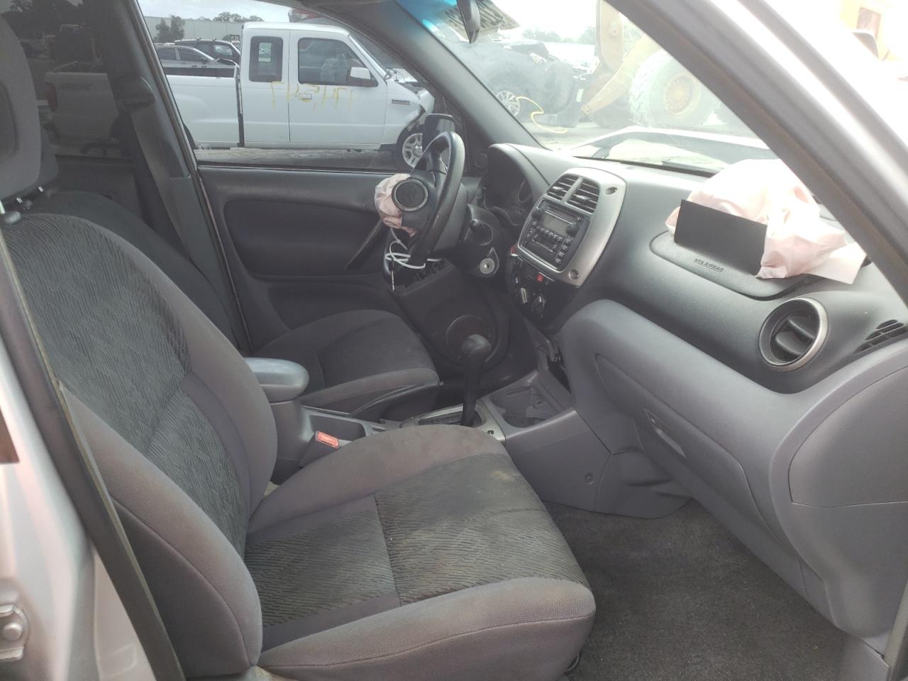 Photo 5 from auction – 2001 TOYOTA RAV4 with VIN JTEGH20V010008367