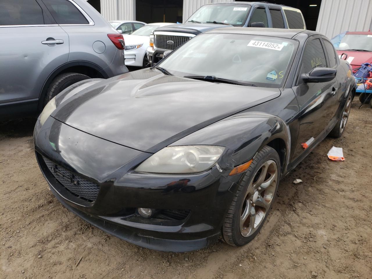 Photo 2 from auction – 2004 MAZDA RX8 with VIN JM1FE17N640106722