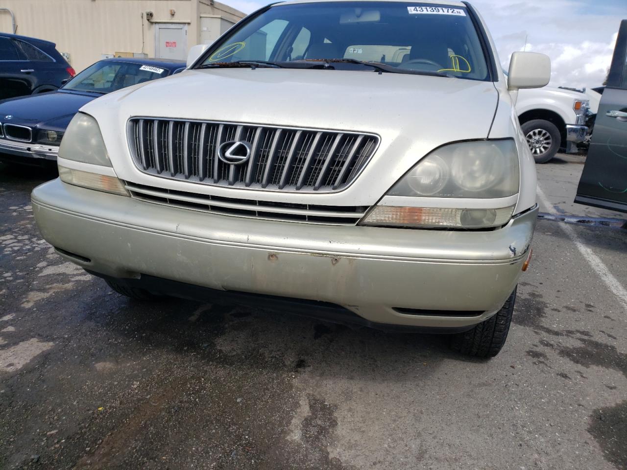 Photo 9 from auction – 2000 LEXUS RX 300 with VIN JT6GF10UXY0072994