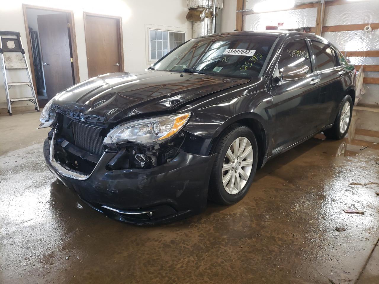 Photo 2 from auction – 2014 CHRYSLER 200 LIMITE with VIN 1C3CCBCG9EN125392