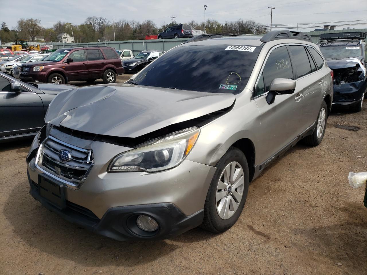 Photo 2 from auction – 2015 SUBARU OUTBACK 2. with VIN 4S4BSAEC1F3234999