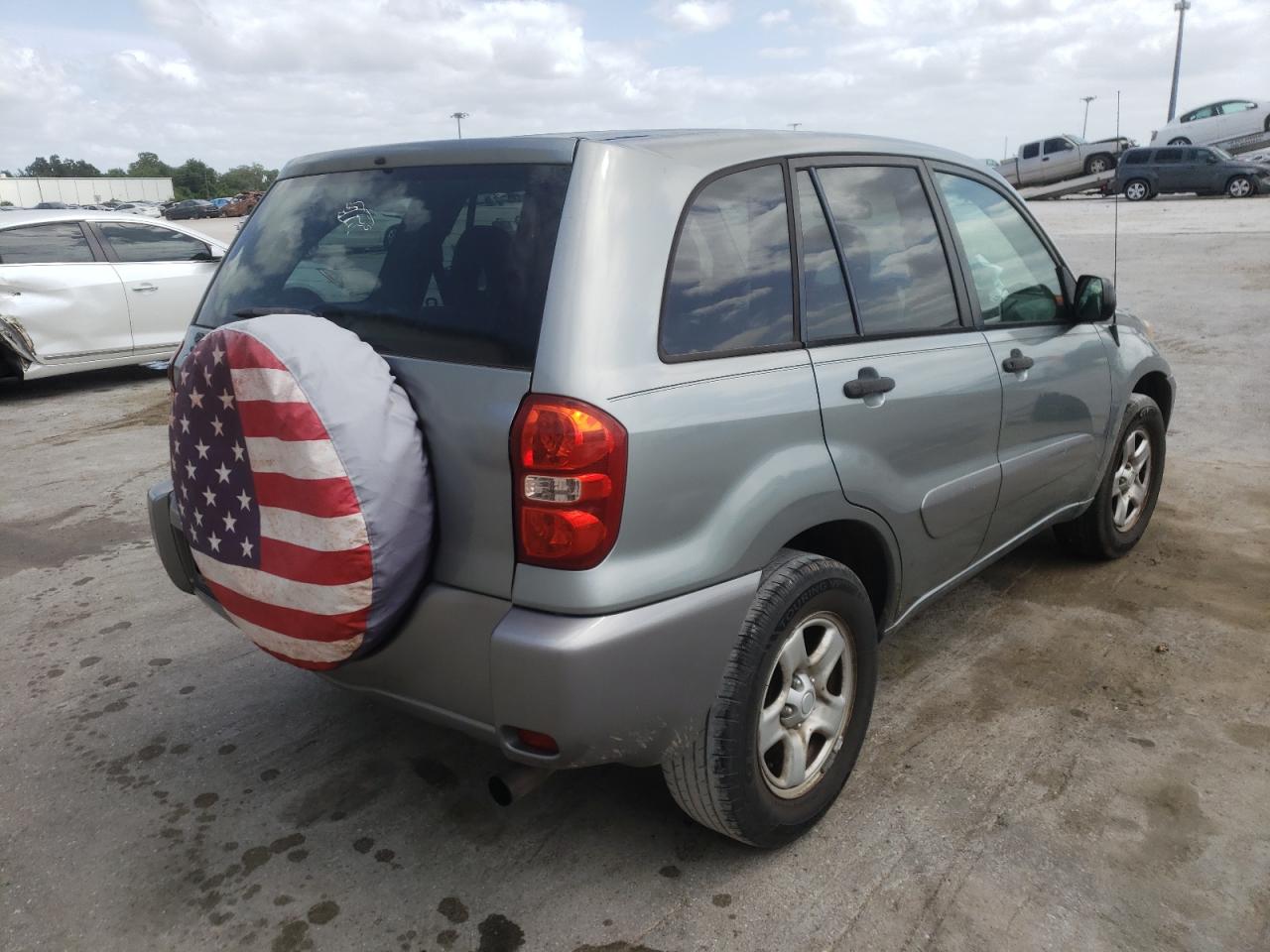 Photo 4 from auction – 2005 TOYOTA RAV4 with VIN JTEGD20V350069634