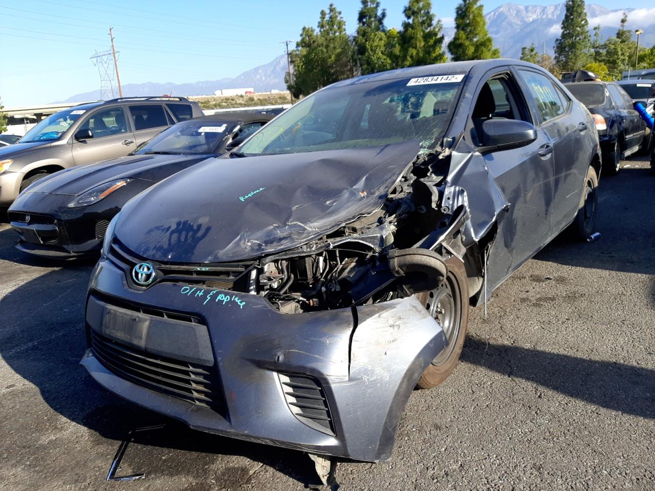 Photo 2 from auction – 2015 TOYOTA COROLLA L with VIN 2T1BURHE5FC247112