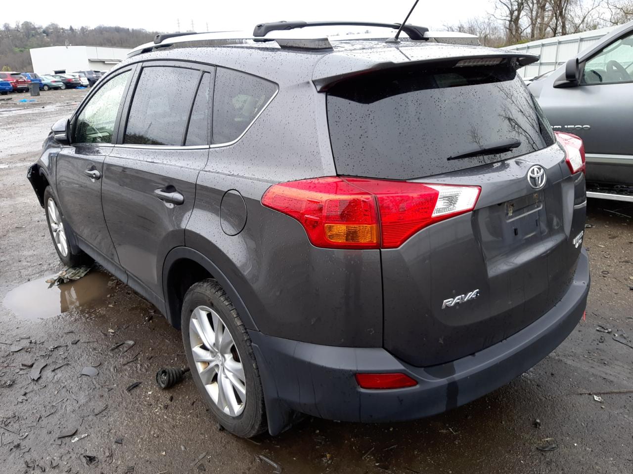 Photo 3 from auction – 2013 TOYOTA RAV4 LIMIT with VIN JTMDFREV7D5013670