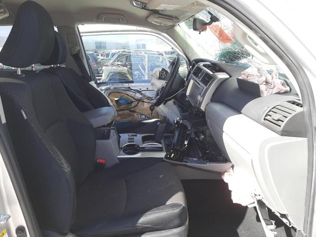 Photo 5 from auction – 2012 TOYOTA 4RUNNER SR with VIN JTEZU5JR2C5040153