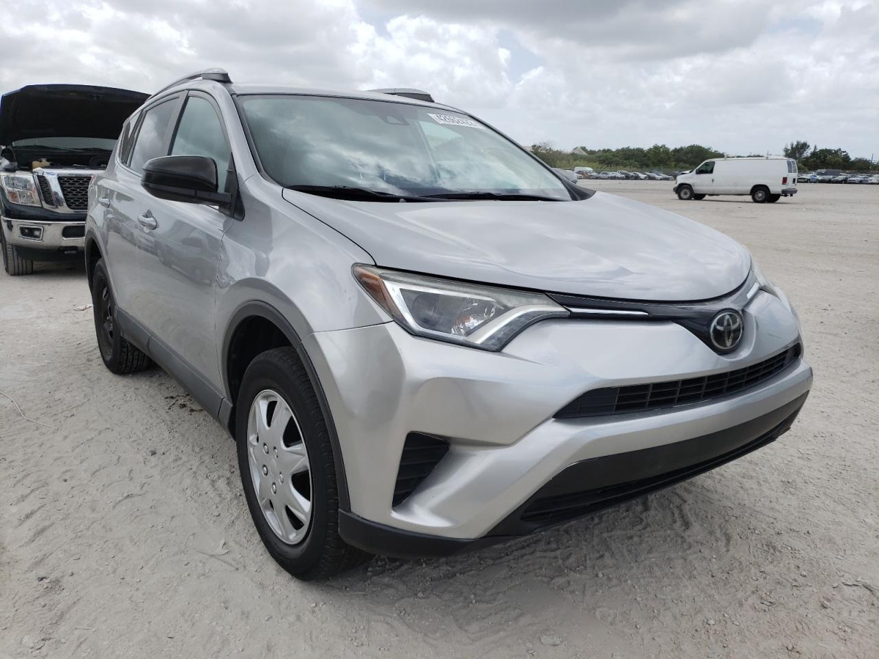 TOYOTA RAV4 LE 2017 with VIN 2T3ZFREV3HW402102 - Photo from auction