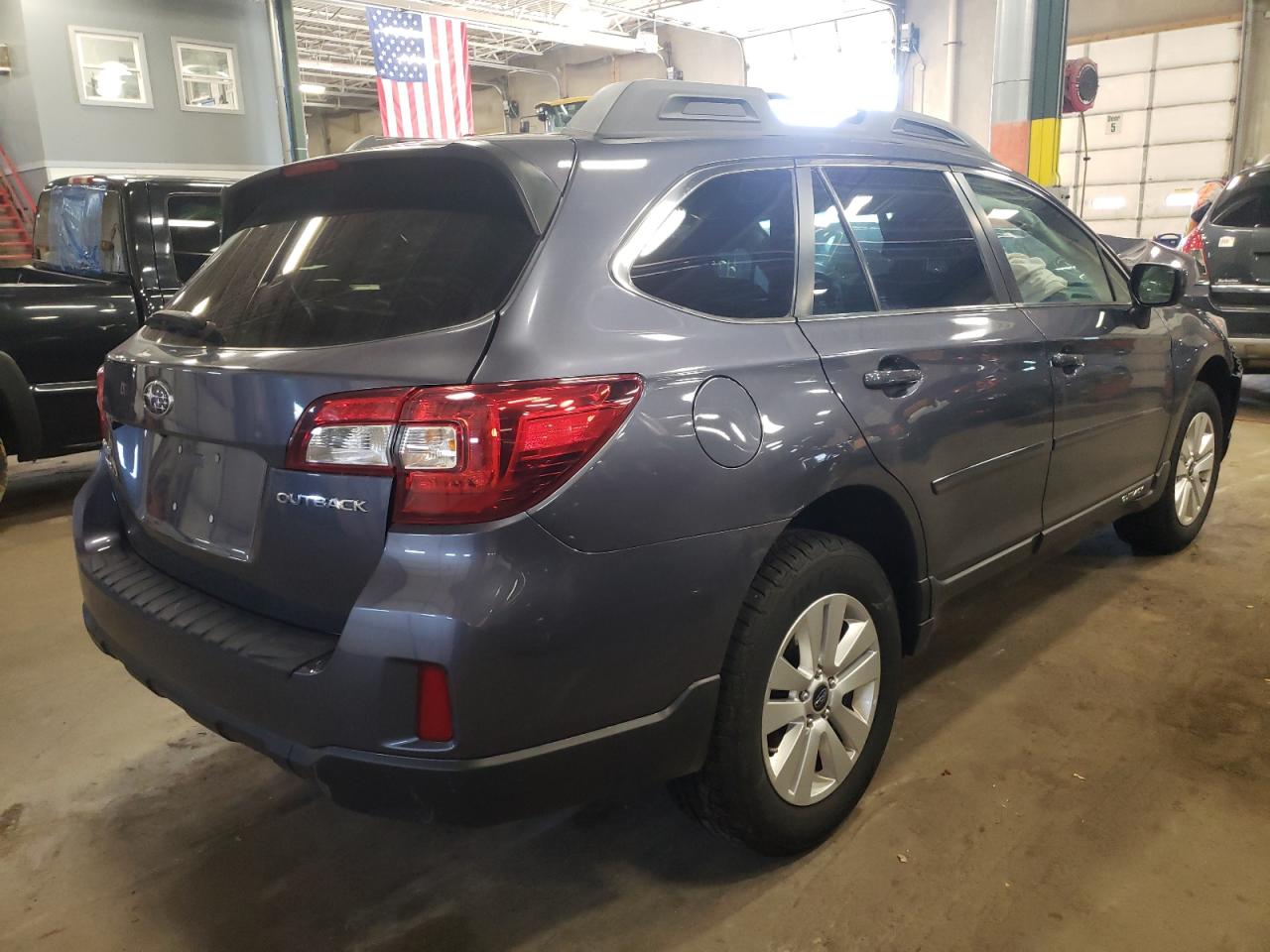 Photo 4 from auction – 2015 SUBARU OUTBACK with VIN 4S4BSBCC6F3300083