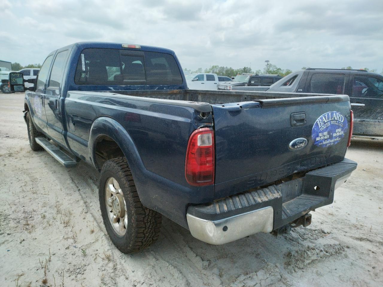 Photo 3 from auction – 2011 FORD F350 SUPER with VIN 1FT8W3BT5BEC16362