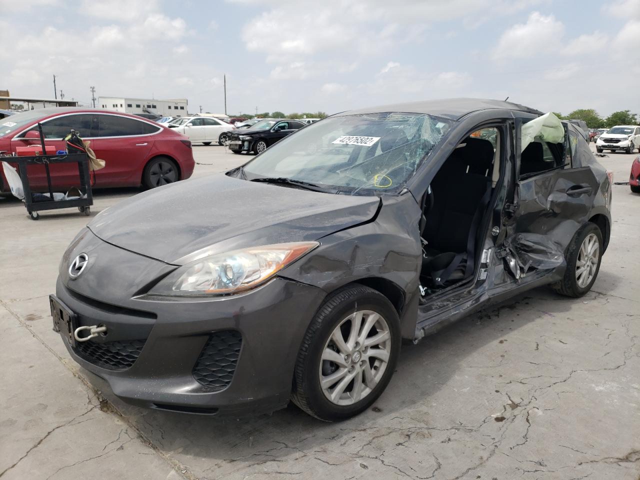 Photo 2 from auction – 2012 MAZDA 3 I with VIN JM1BL1L72C1631023
