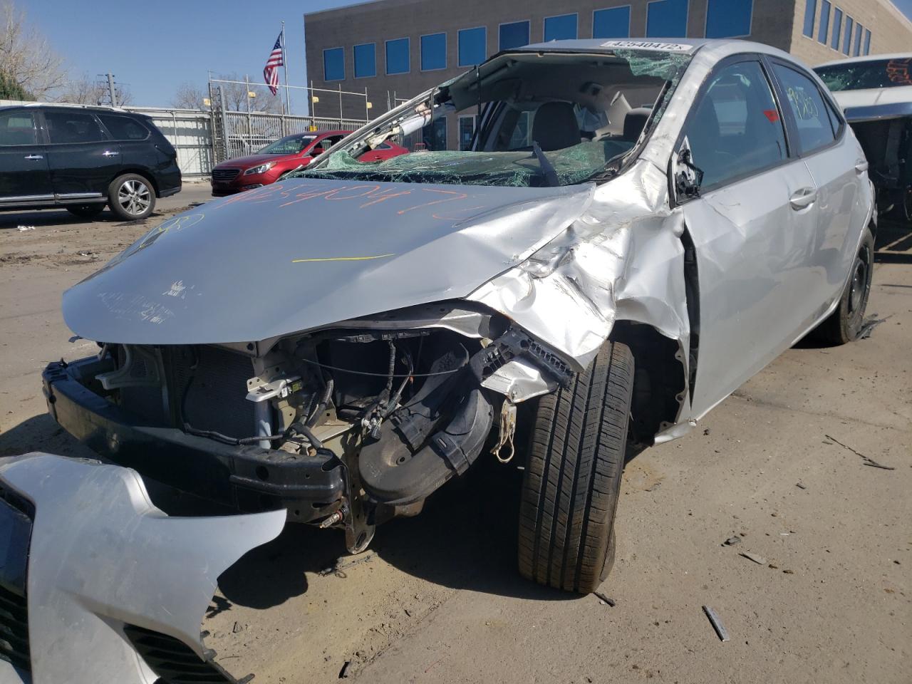 Photo 2 from auction – 2015 TOYOTA COROLLA L with VIN 5YFBURHE3FP215856