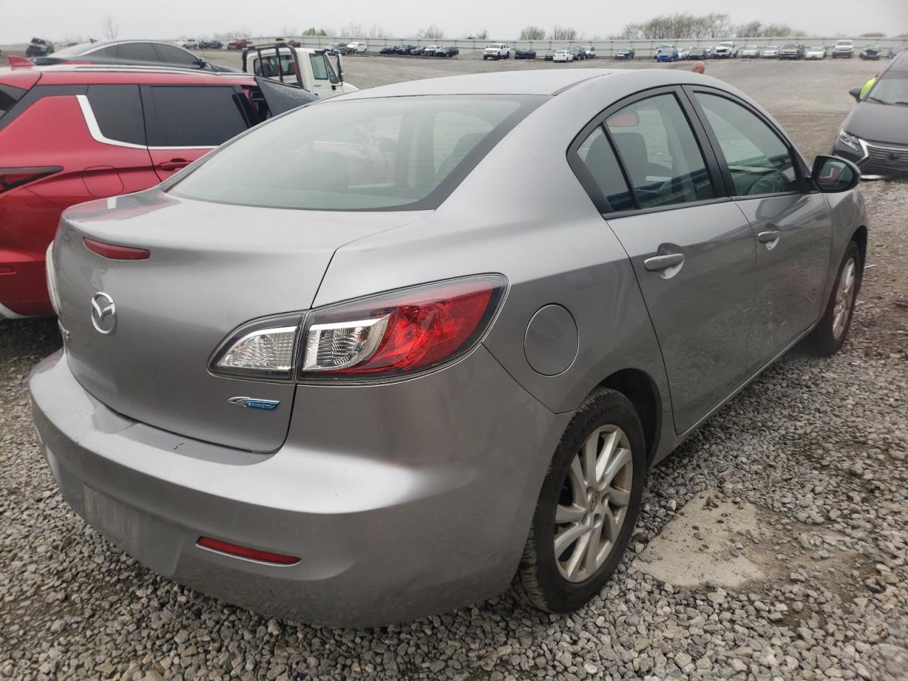 Photo 4 from auction – 2012 MAZDA 3 I with VIN JM1BL1V71C1690593