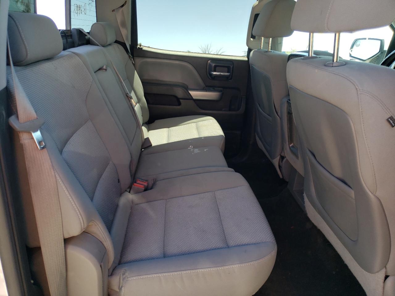 Photo 6 from auction – 2015 CHEVROLET SILVERADO with VIN 3GCUKREC7FG164756