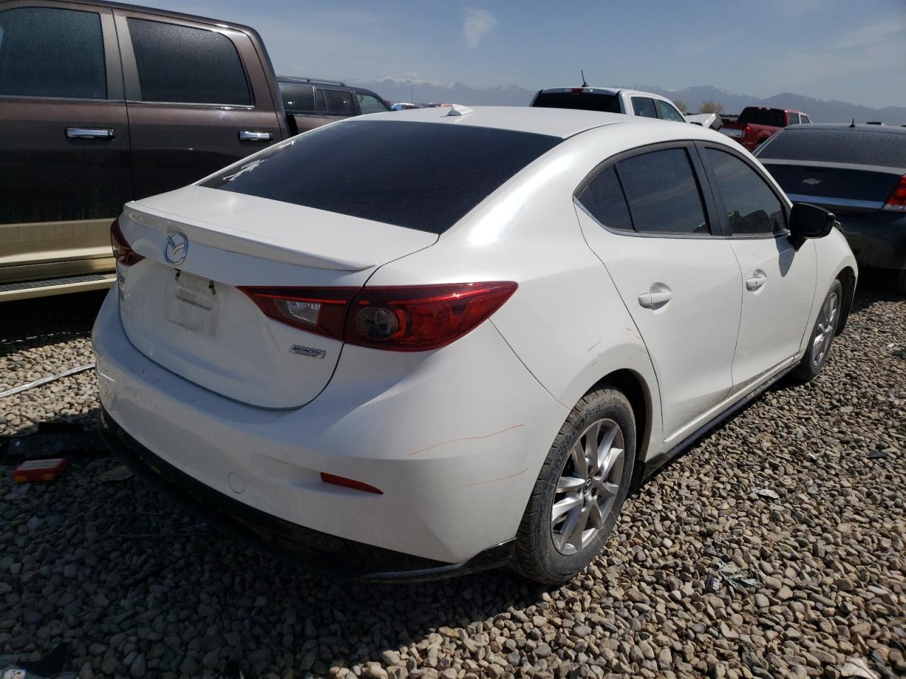 Photo 4 from auction – 2015 MAZDA 3 TOURING with VIN 3MZBM1V74FM223346