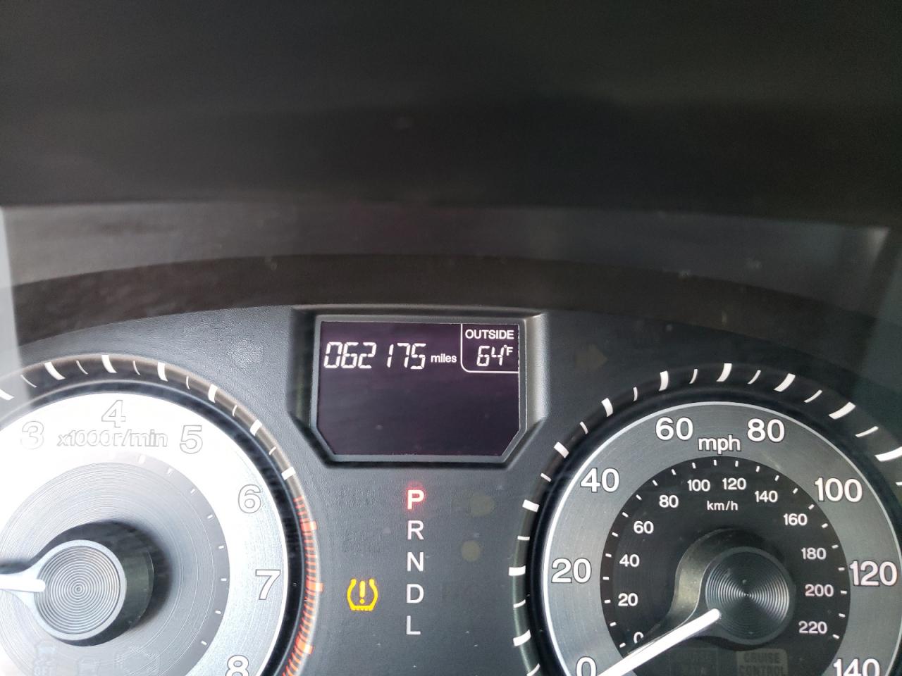 Photo 8 from auction – 2015 HONDA ODYSSEY EX with VIN 5FNRL5H65FB010909