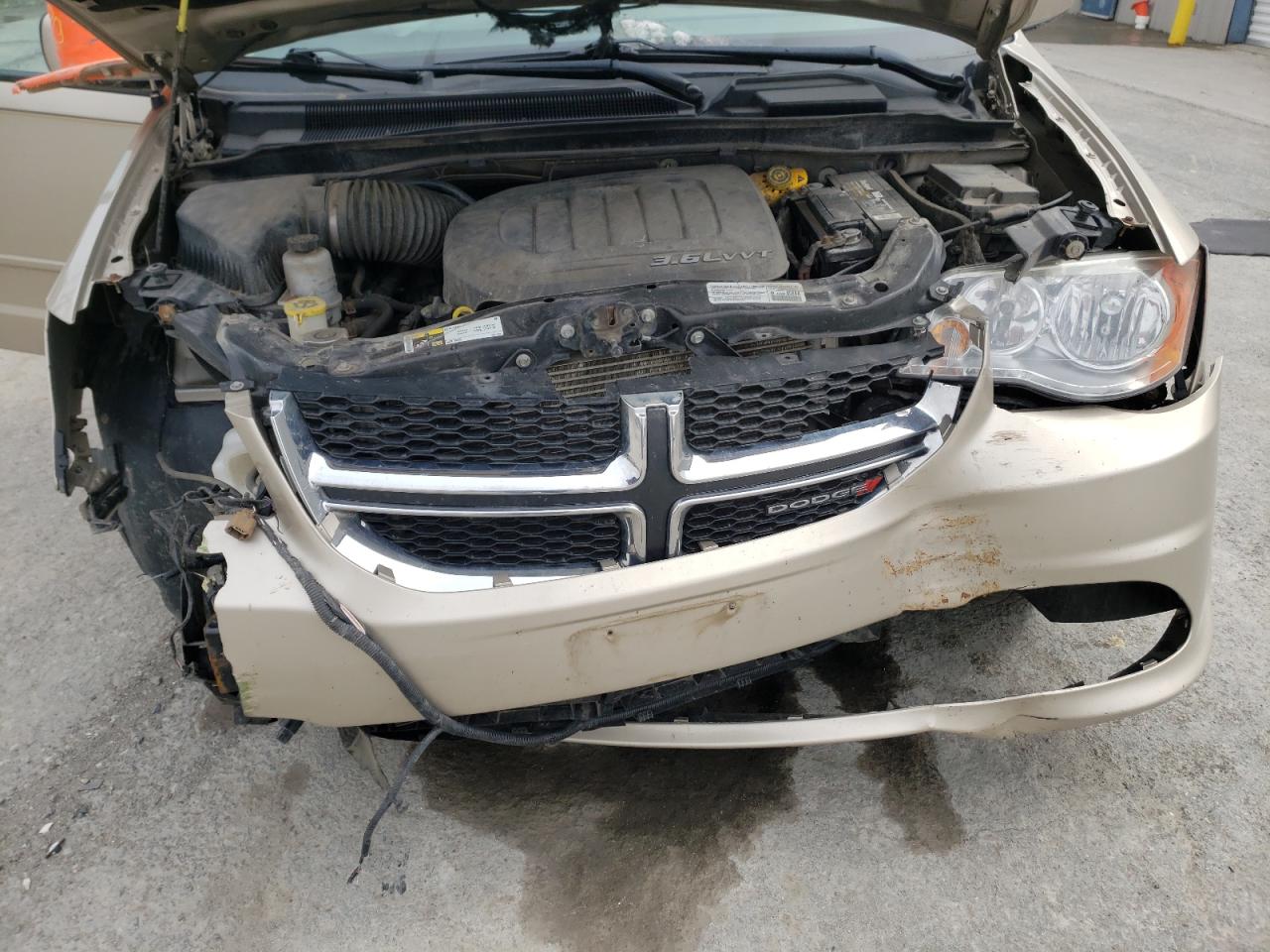 Photo 7 from auction – 2014 DODGE GRAND CARA with VIN 2C4RDGCG3ER427750