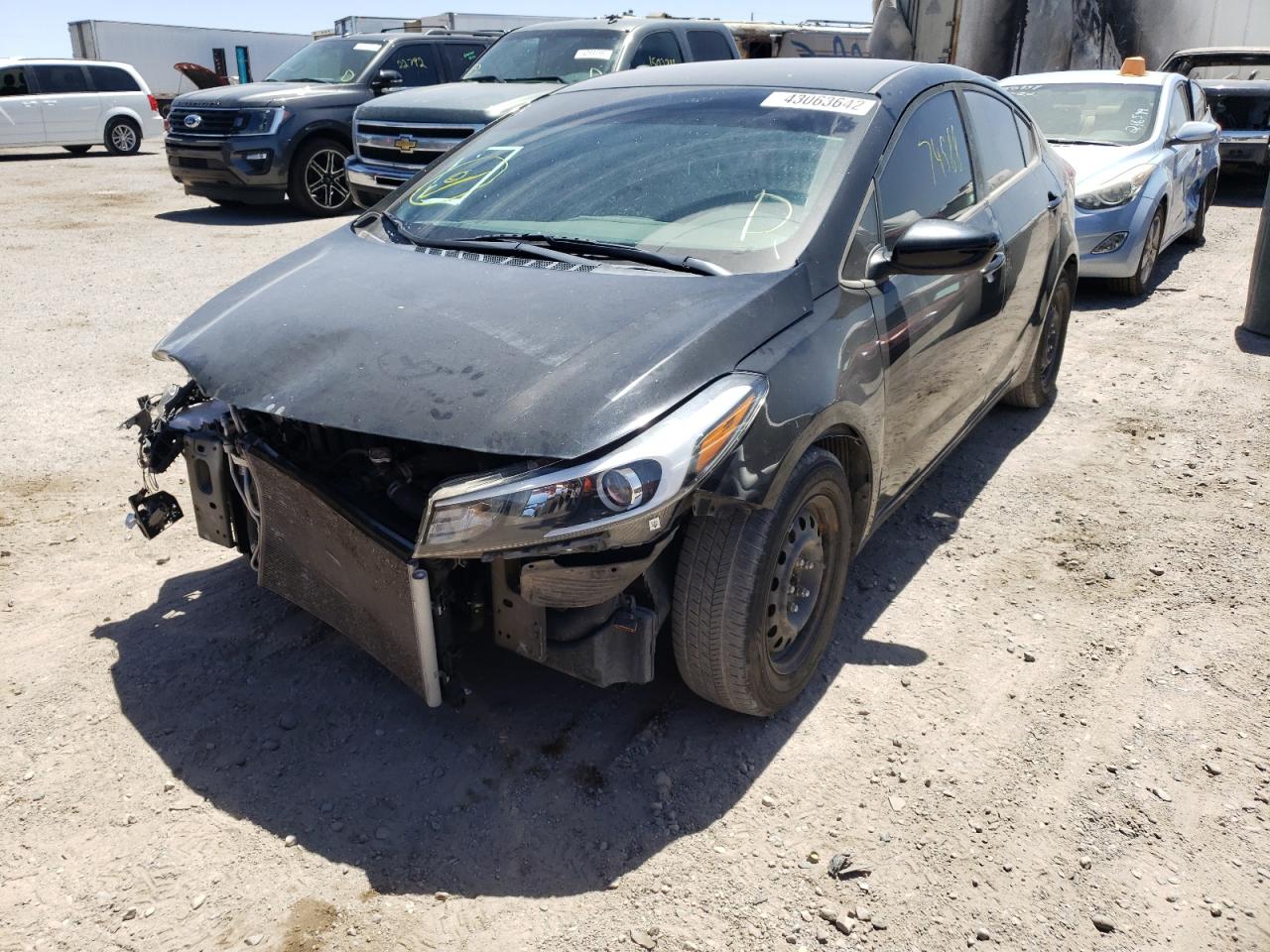 Photo 2 from auction – 2017 KIA FORTE LX with VIN 3KPFL4A74HE129897