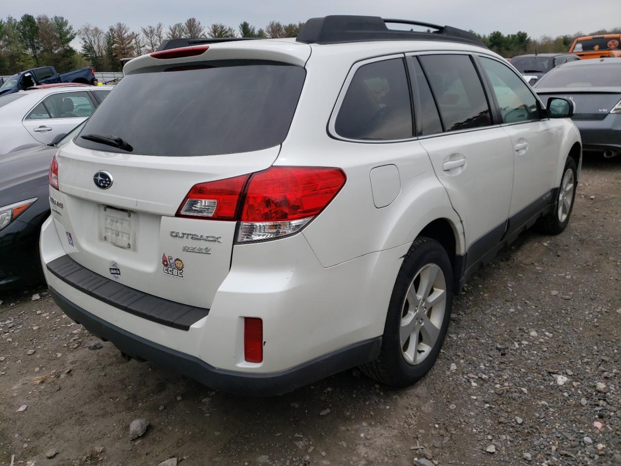 Снимка 4 от търг – 2013 SUBARU OUTBACK 2. с VIN 4S4BRBCC6D3283309