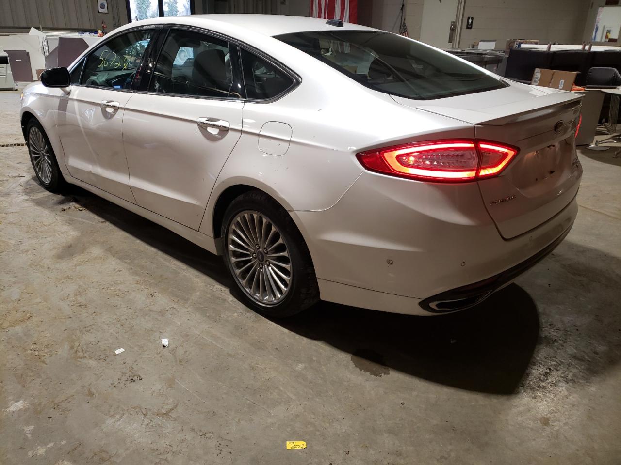 Photo 3 from auction – 2013 FORD FUSION TIT with VIN 3FA6P0D92DR132655