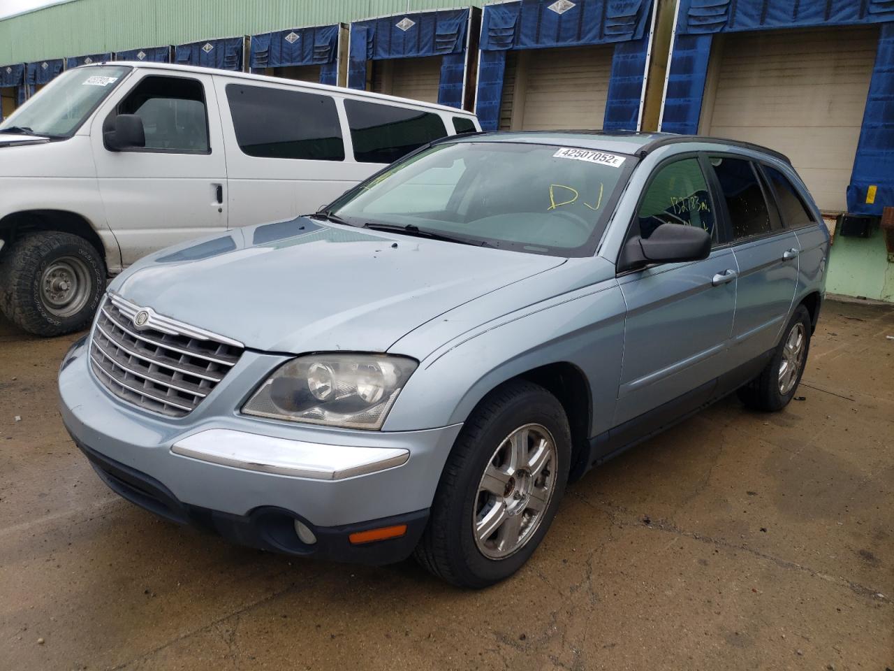 Photo 2 from auction – 2004 CHRYSLER PACIFICA with VIN 2C8GF68474R647044