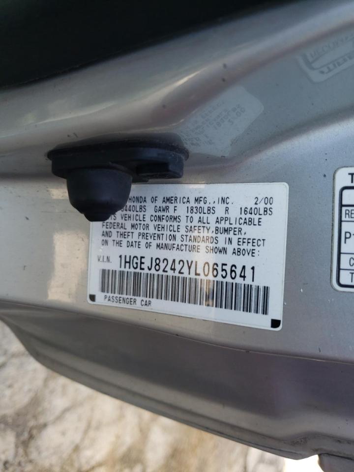 Photo 10 from auction – 2000 HONDA CIVIC EX with VIN 1HGEJ8242YL065641