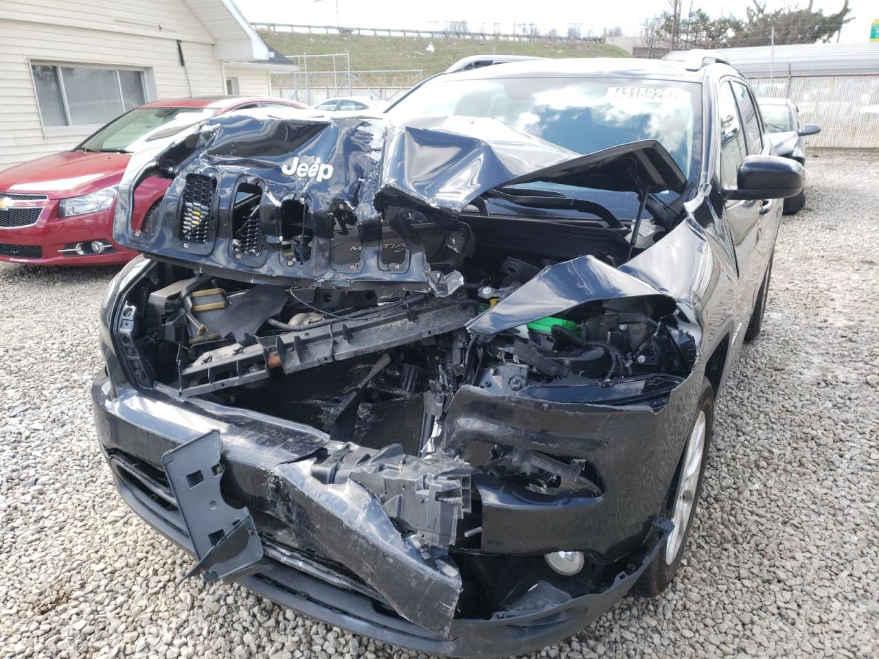 Photo 9 from auction – 2015 JEEP CHEROKEE L with VIN 1C4PJLCB3FW547733